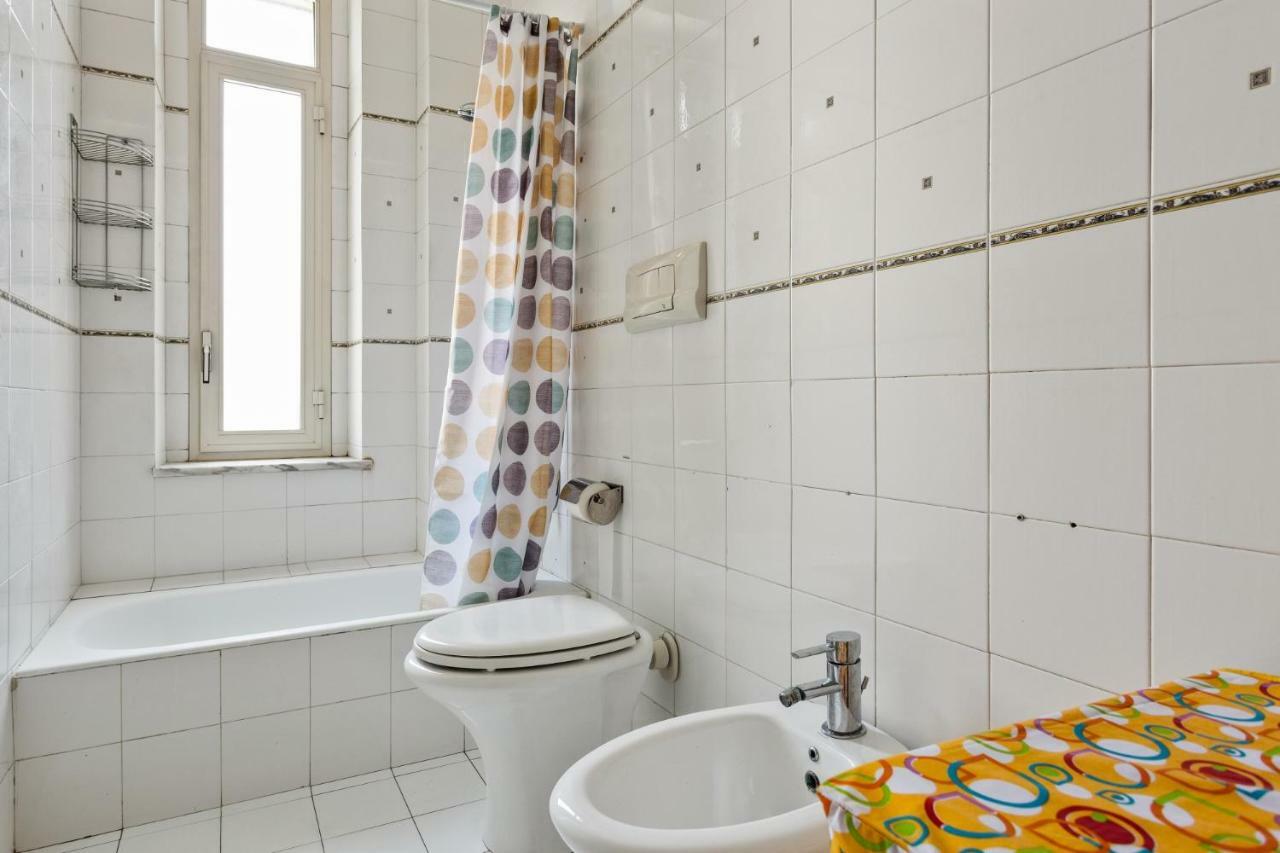 La Smorfia Napoli Apartment Bagian luar foto