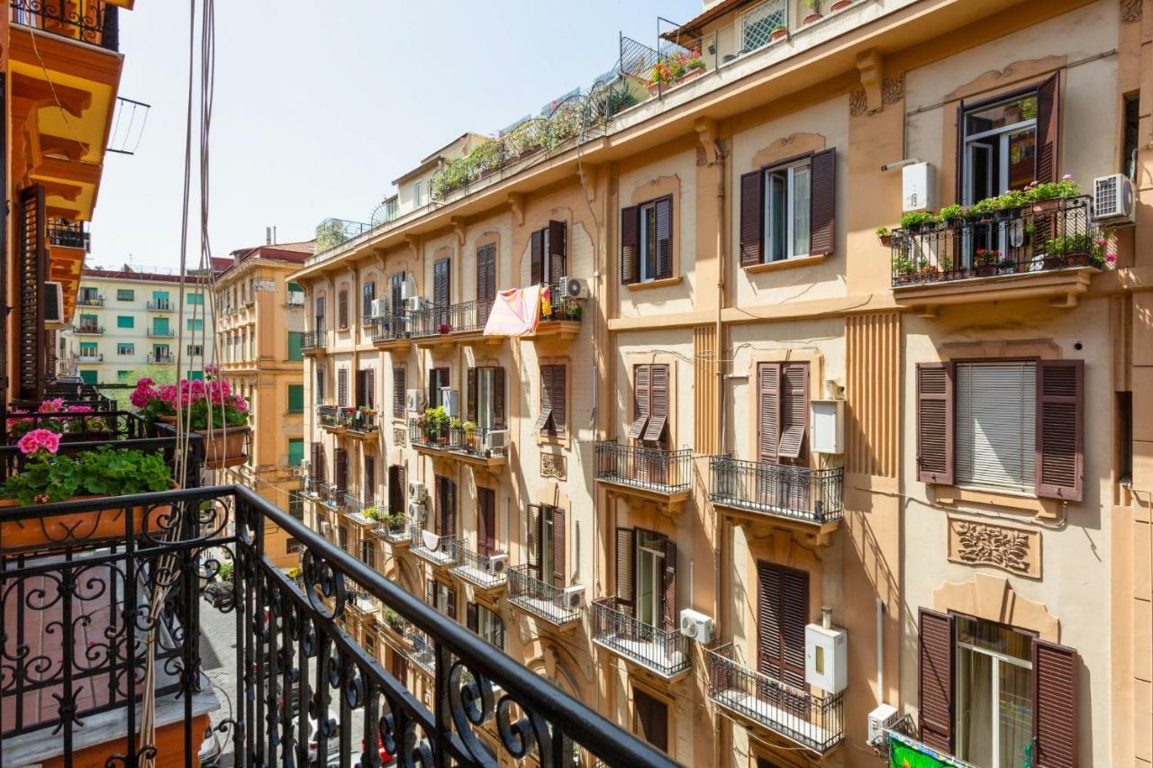 La Smorfia Napoli Apartment Bagian luar foto