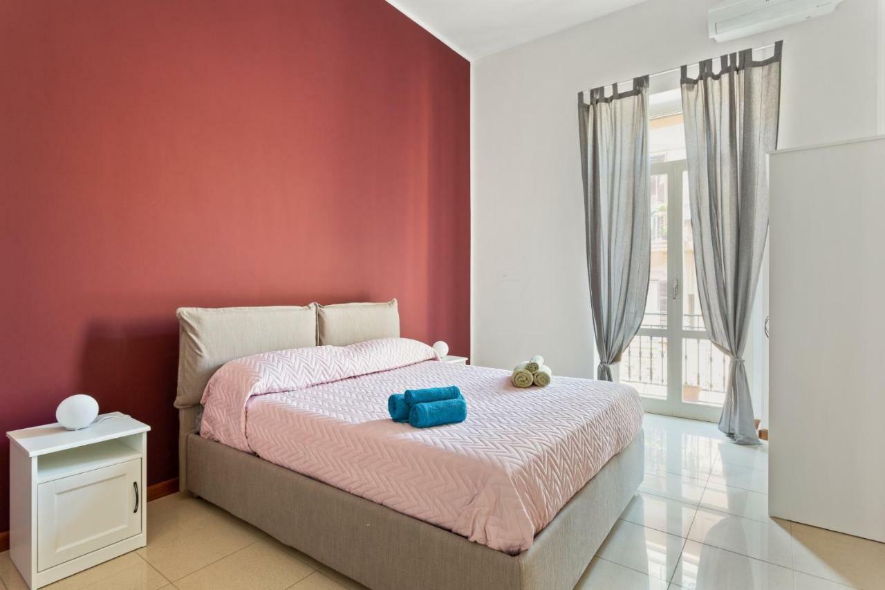 La Smorfia Napoli Apartment Bagian luar foto